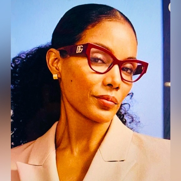 New Women’s Dolce&Gabbana Eyeglasses - Picture 2 of 6